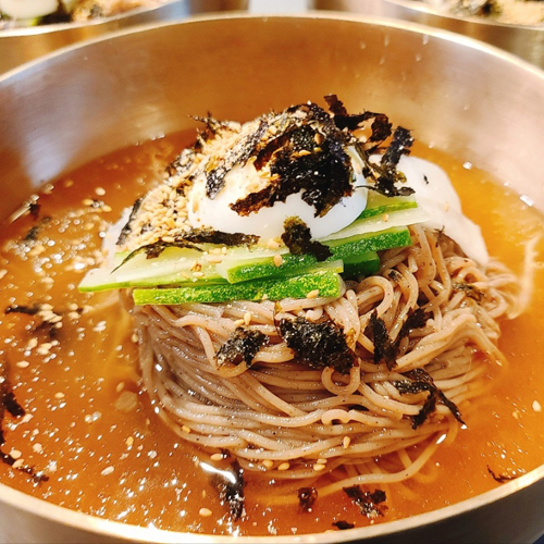 메밀물막국수