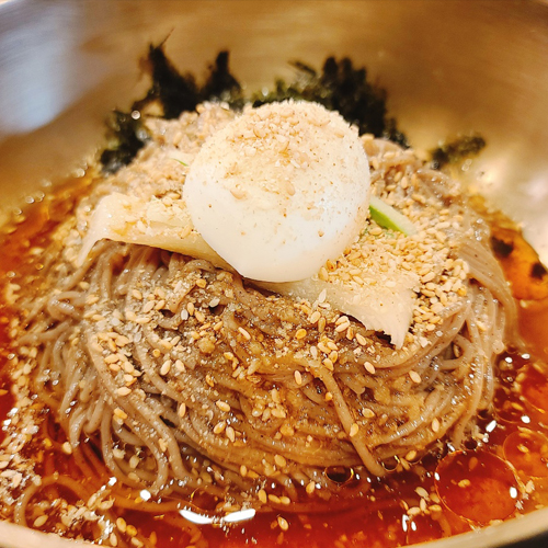 메밀들기름막국수